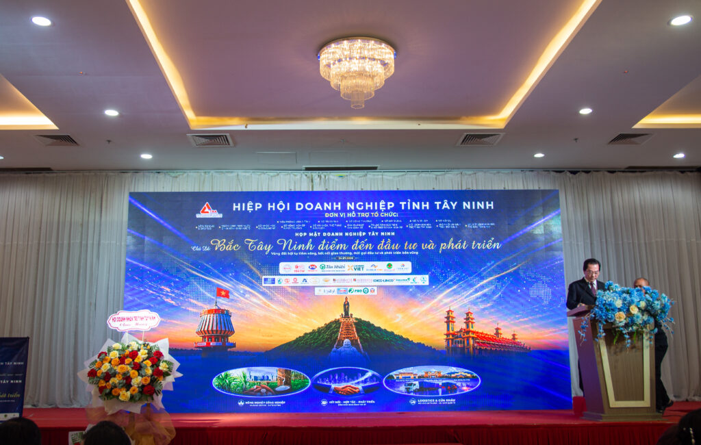 ong Trinh Van Hai chu tich HDQT KCN Hai Son